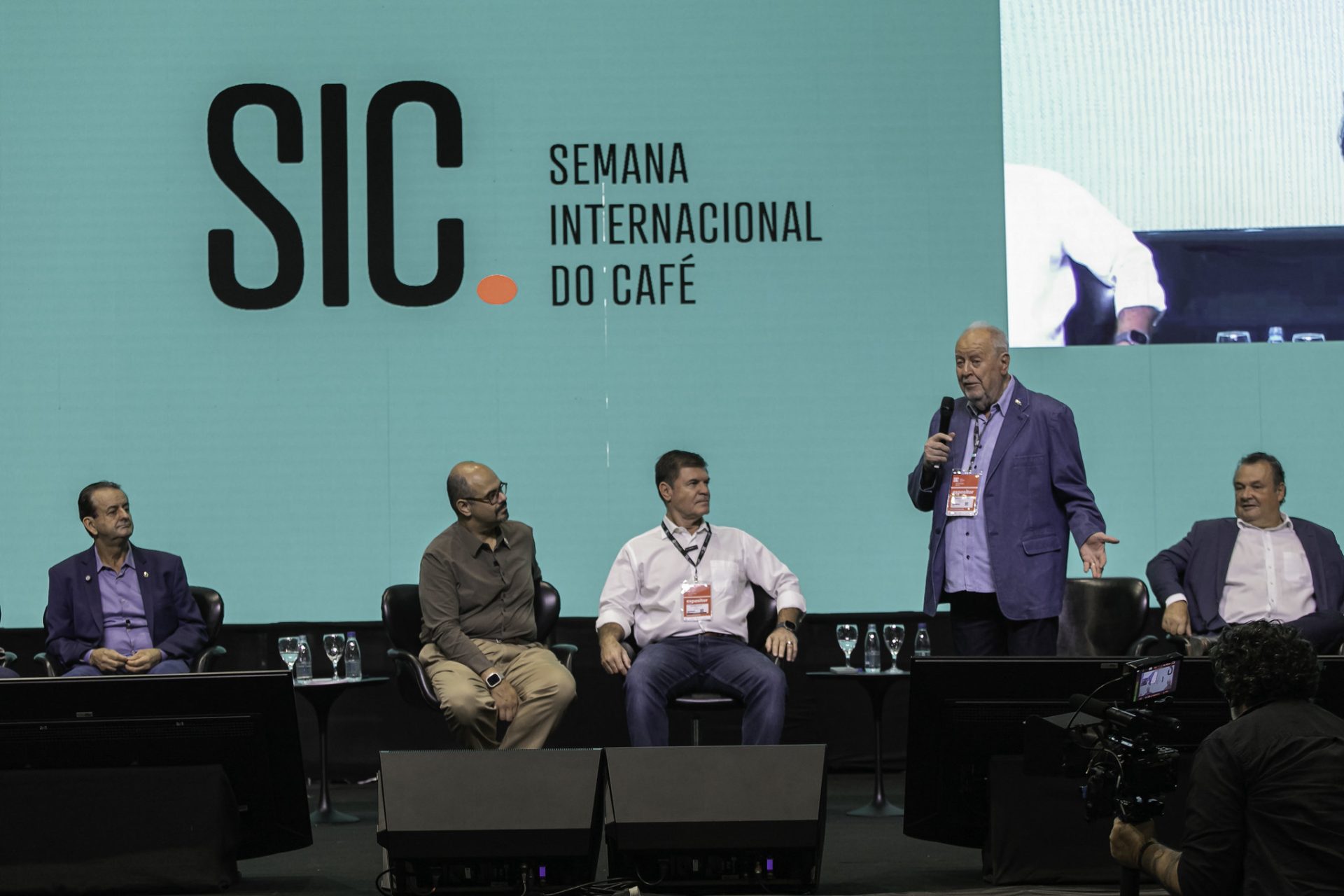 Vice-governador de Minas destaca força do cooperativismo na produção cafeeira do Estado